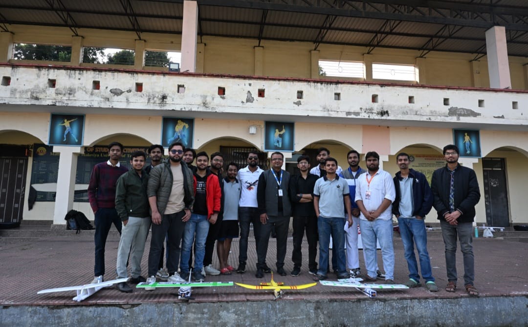 Aeromodelling Winning Team of Say Drone  at MMMUT GKP